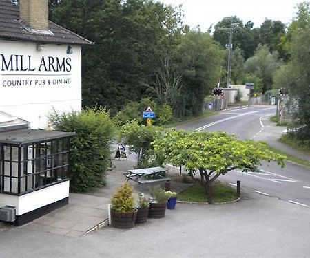 The Mill Arms Hotel Romsey Exterior foto