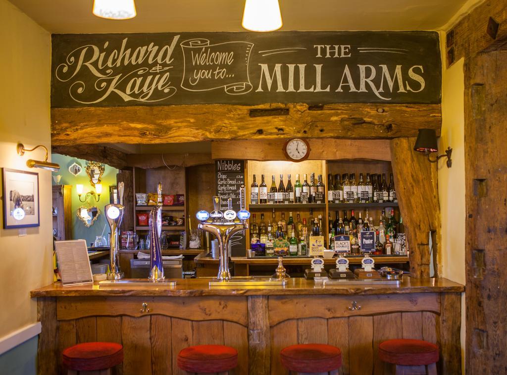 The Mill Arms Hotel Romsey Exterior foto
