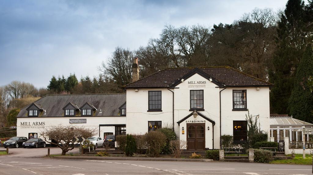 The Mill Arms Hotel Romsey Exterior foto
